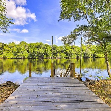 Charming Abode With Dock On The Suwannee River Bell Kültér fotó