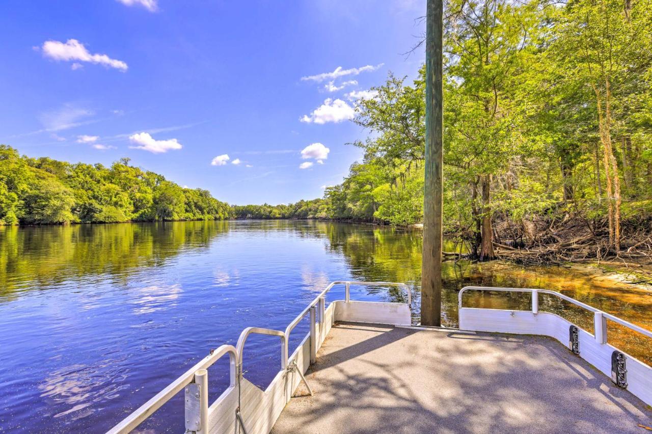Charming Abode With Dock On The Suwannee River Bell Kültér fotó